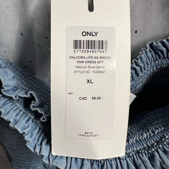 Chambray Summer Dress - Picture 3 of 3